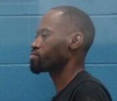 Mugshot of ROBERTSON, CARDELL LATRELL